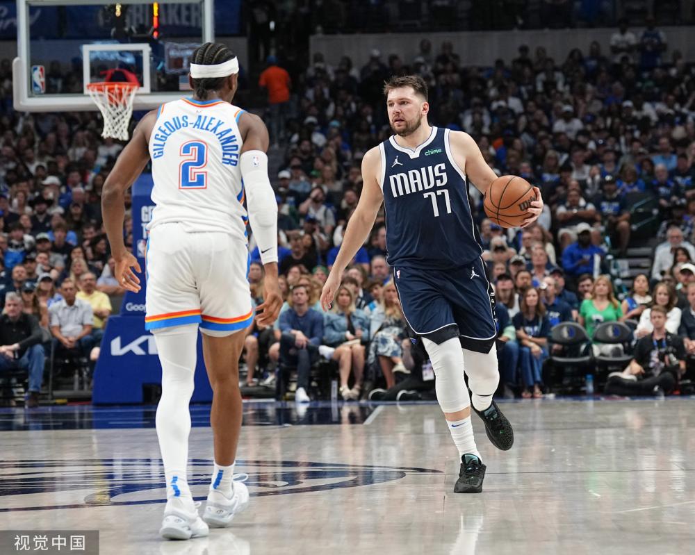 龙雪在抓举 龙雪在抓举