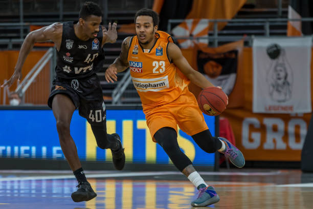 角球直接破 角球直接破