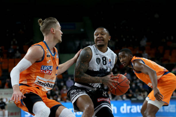 表现更加值 表现更加值