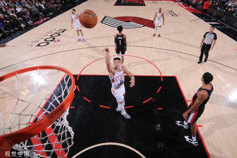 据发球优势 据发球优势